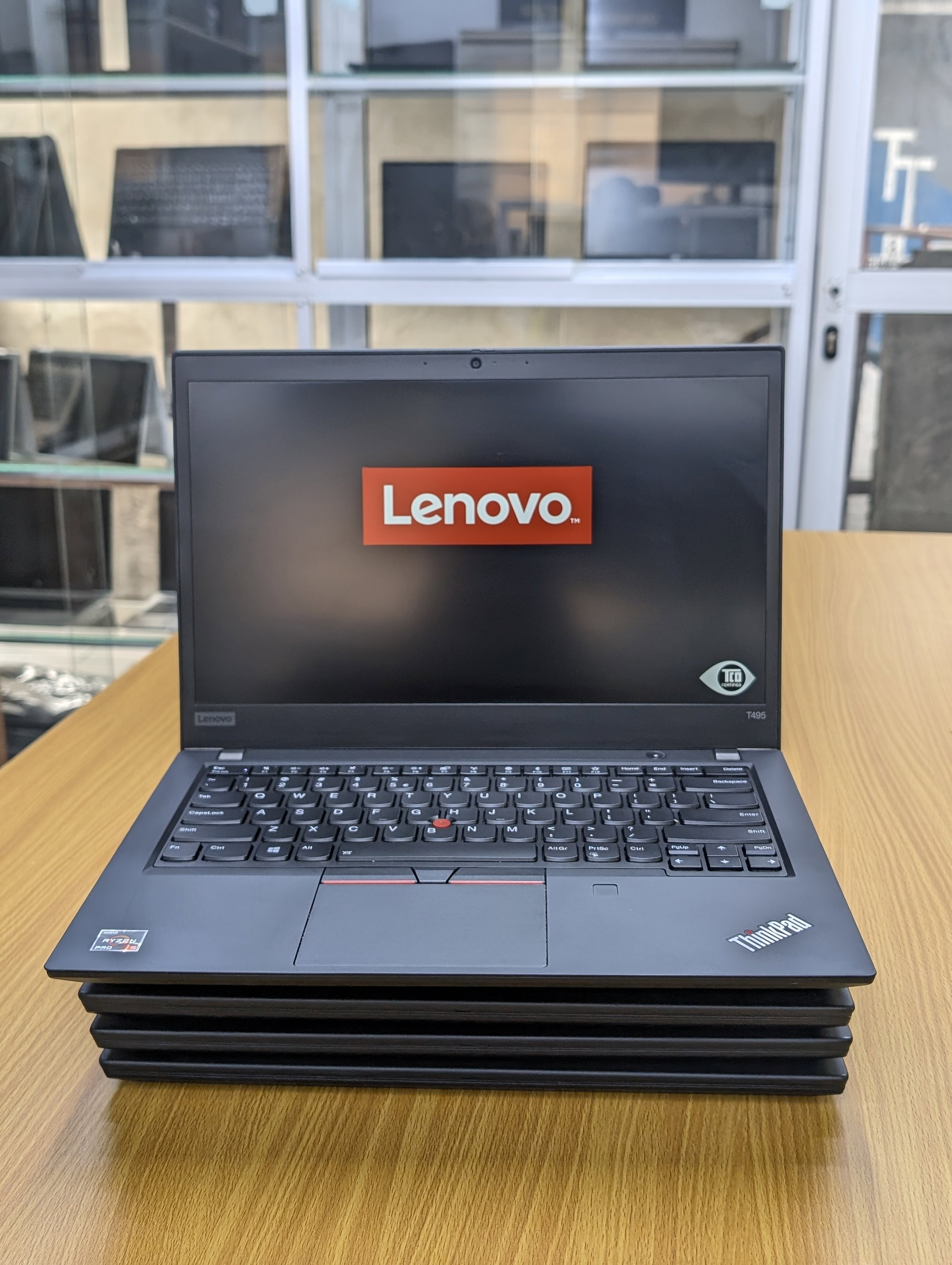 Lenovo ThinkPad T495 - Laptop Professionnel Ultra Slim_10