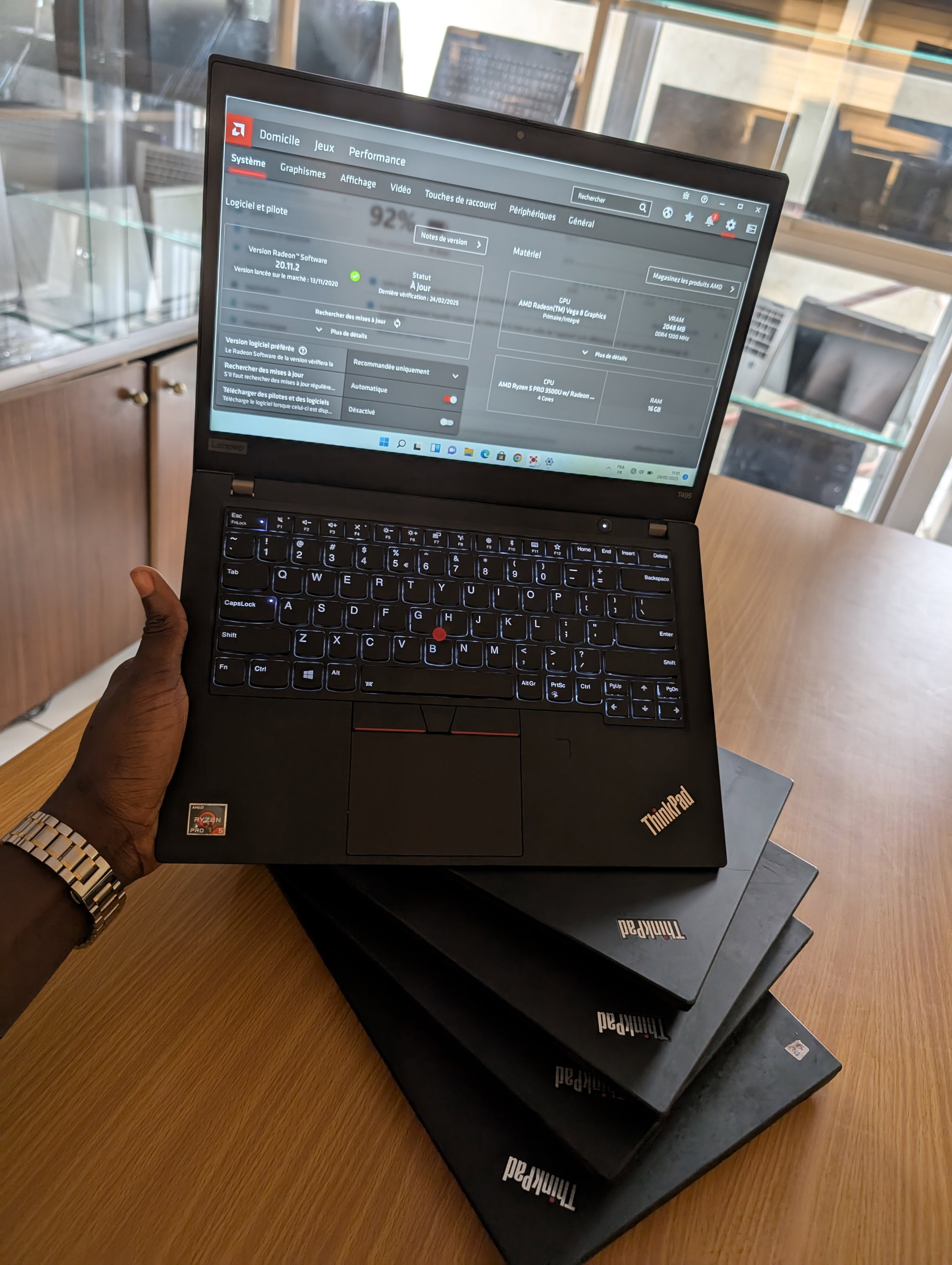 Lenovo ThinkPad T495 - Laptop Professionnel Ultra Slim_2