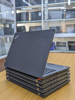 Lenovo ThinkPad T495 - Laptop Professionnel Ultra Slim