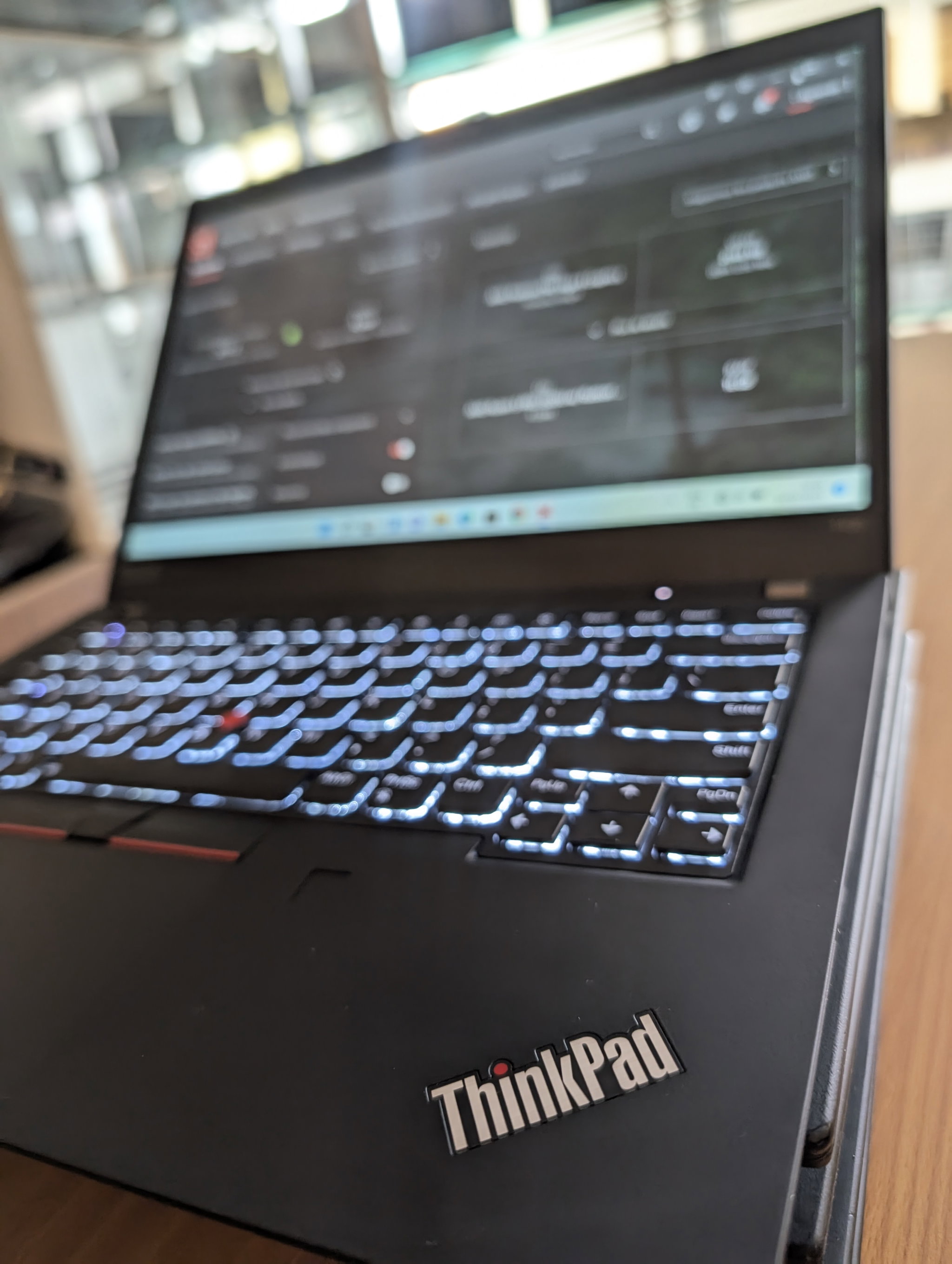 Lenovo ThinkPad T495 - Laptop Professionnel Ultra Slim_5
