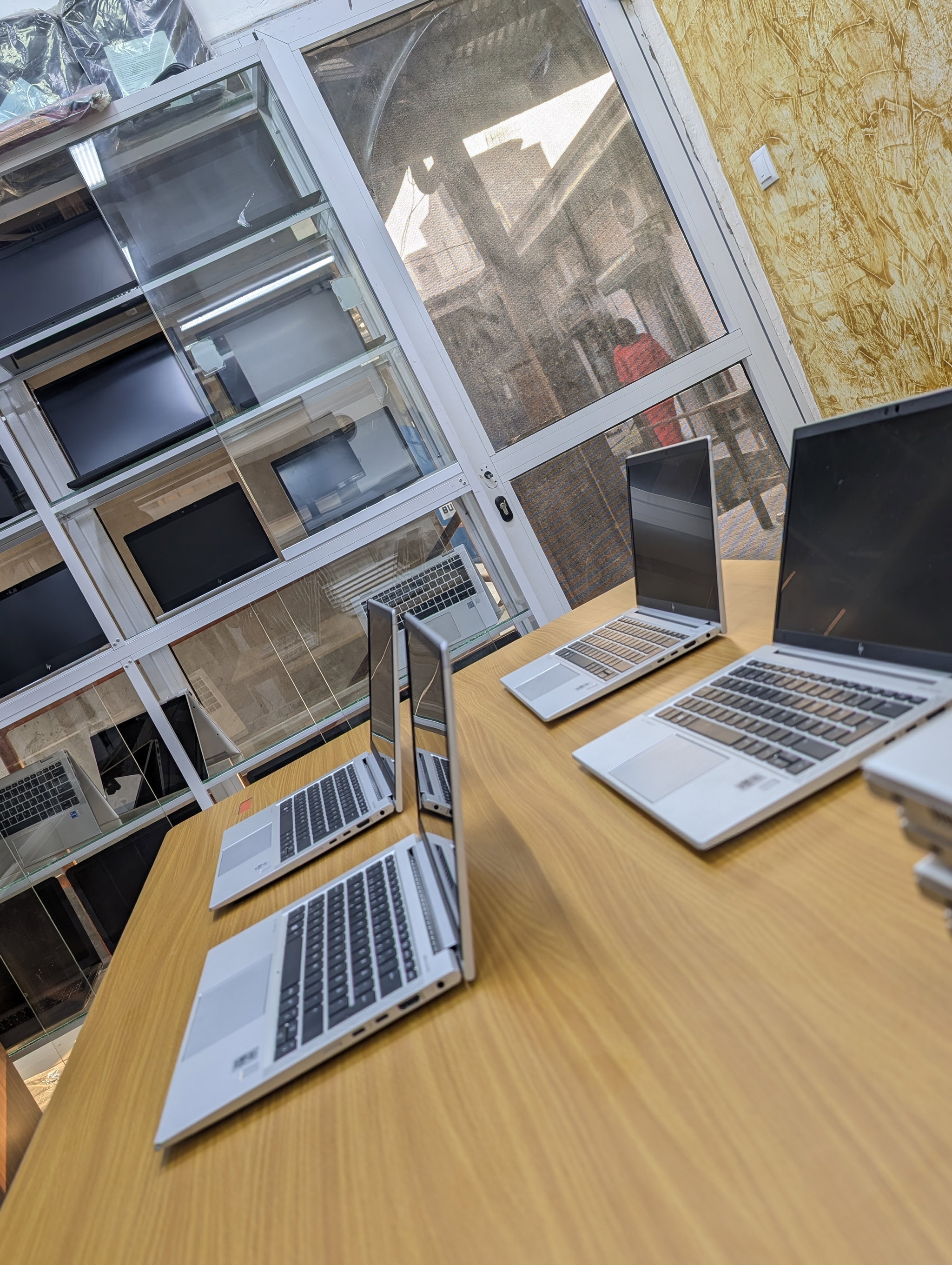 HP EliteBook 830 G7_9