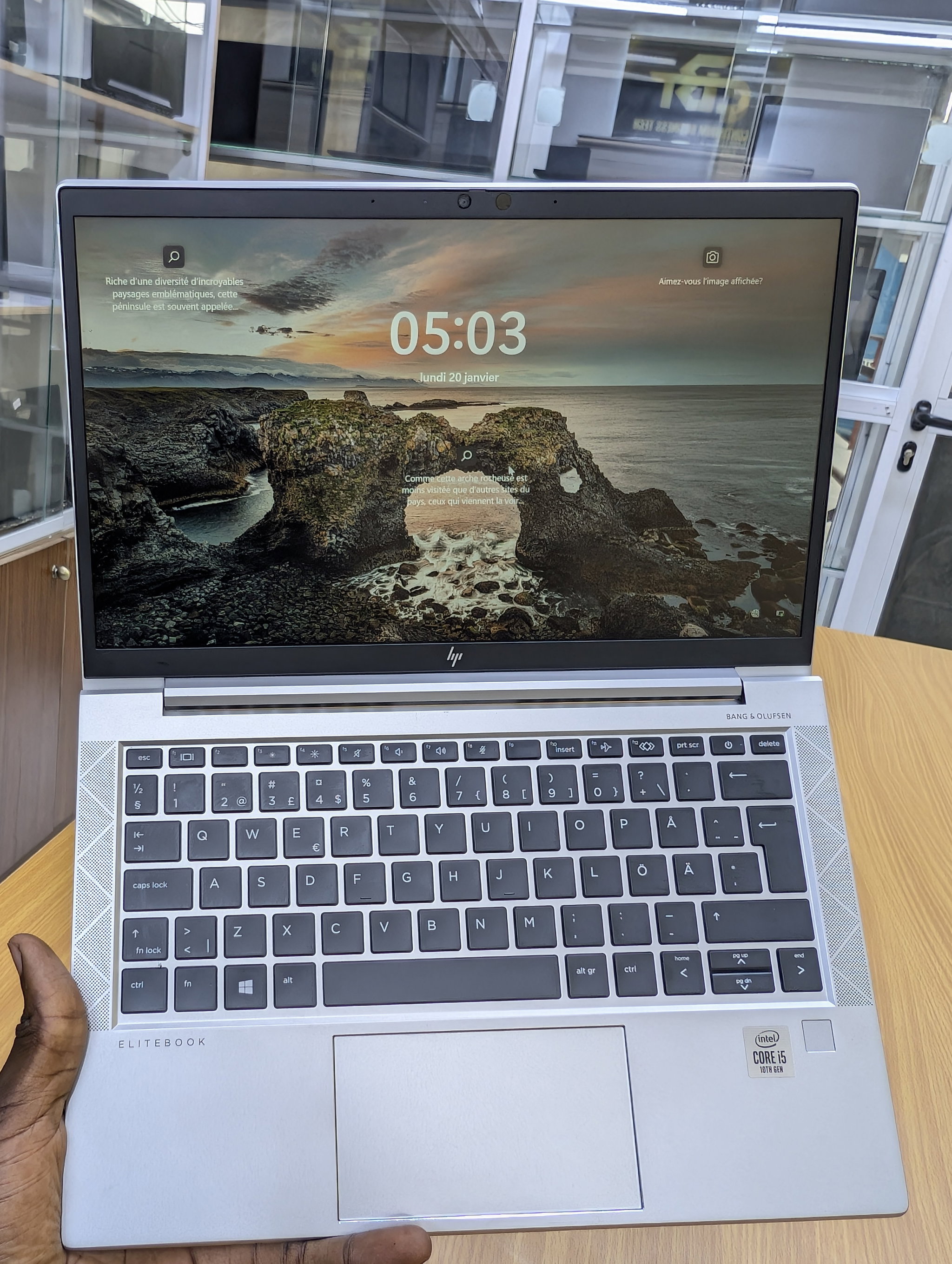 HP EliteBook 830 G7_2