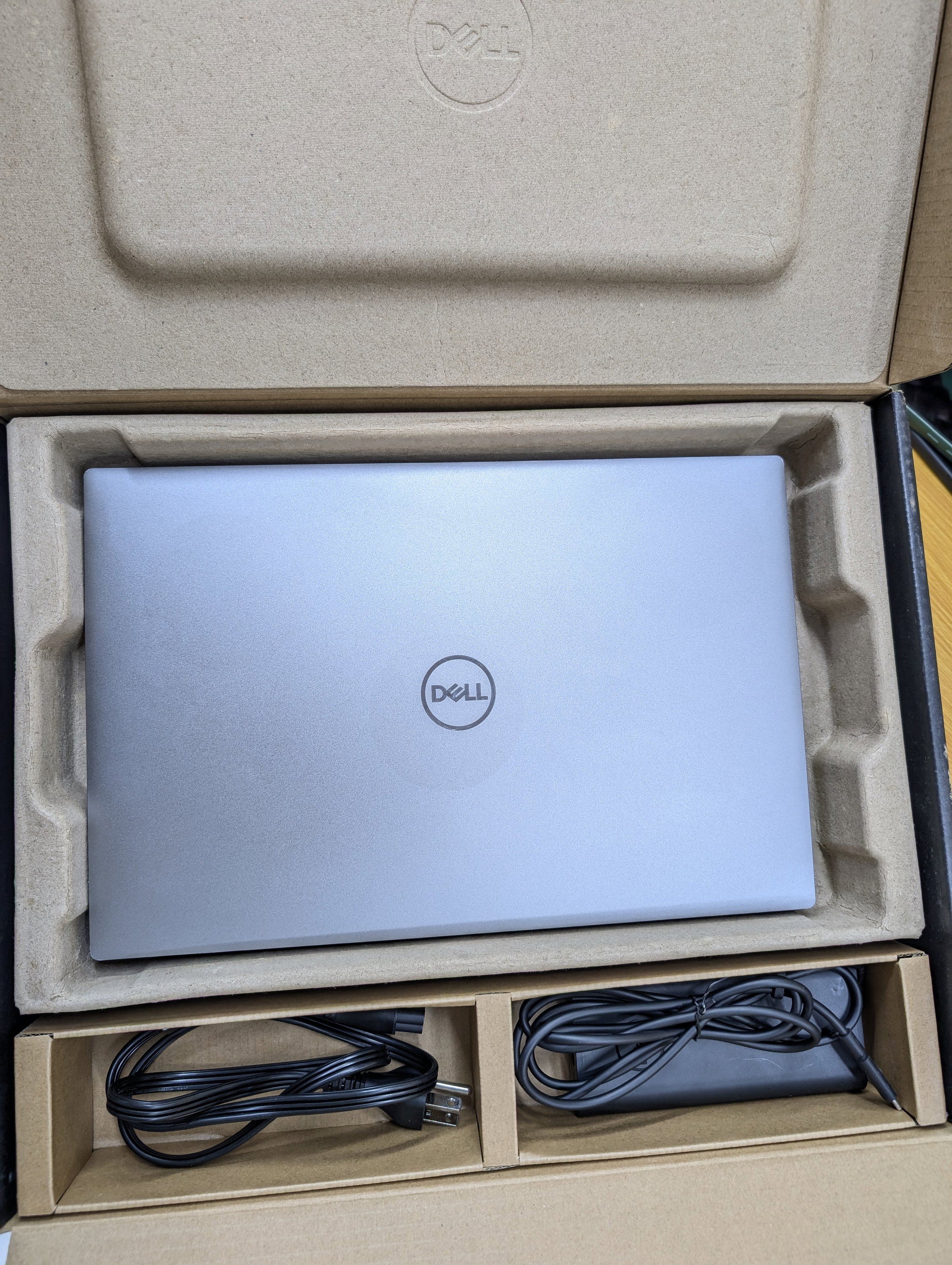 Dell Precision 5550 _6