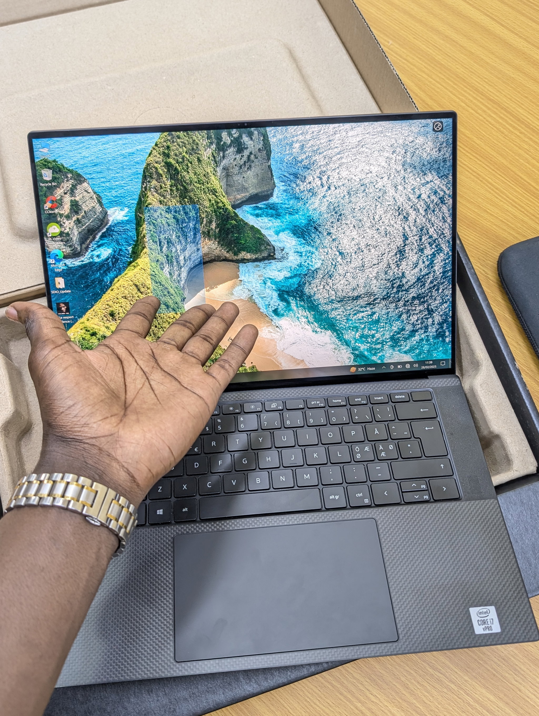Dell Precision 5550 _8