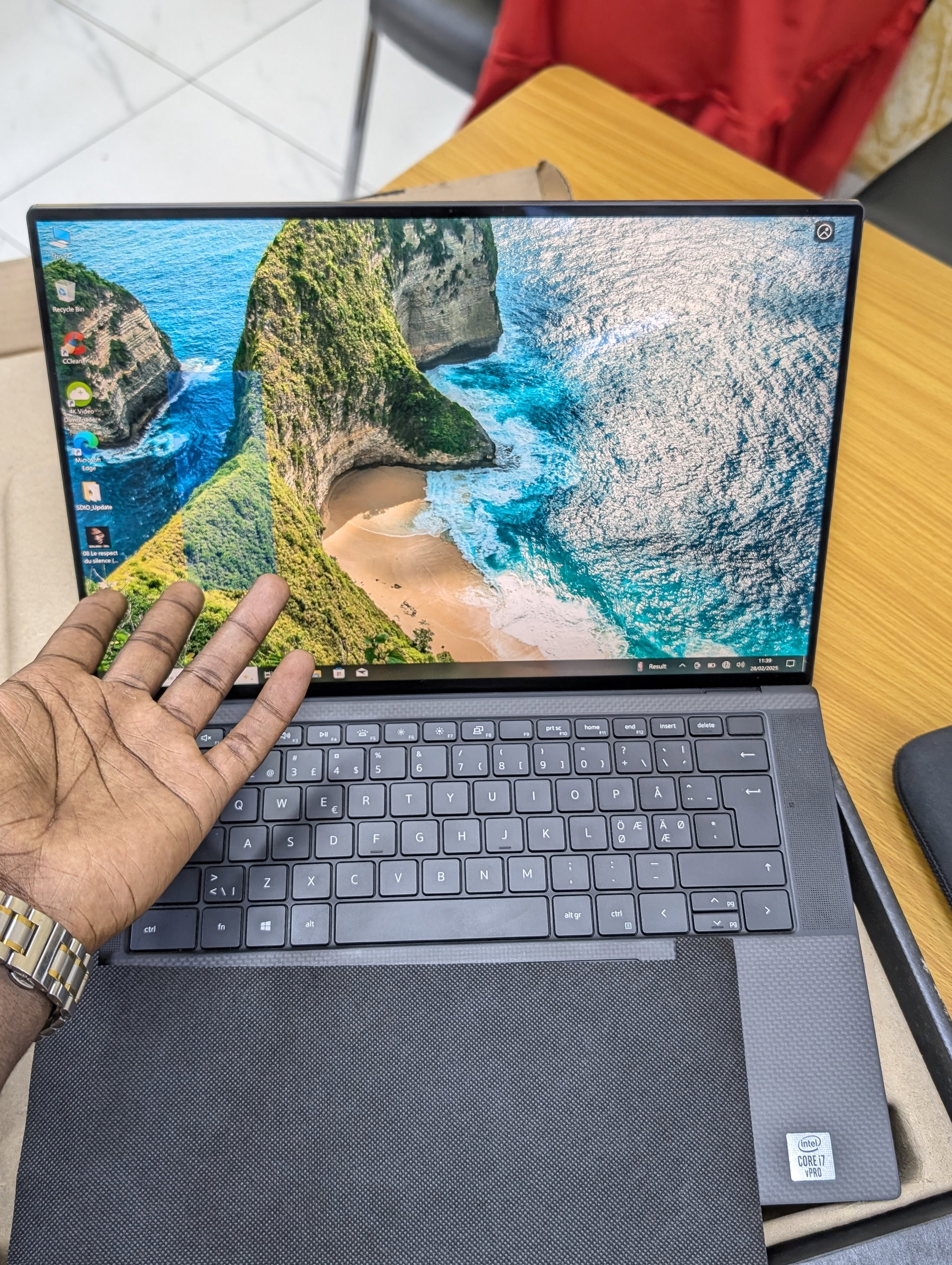 Dell Precision 5550 _1