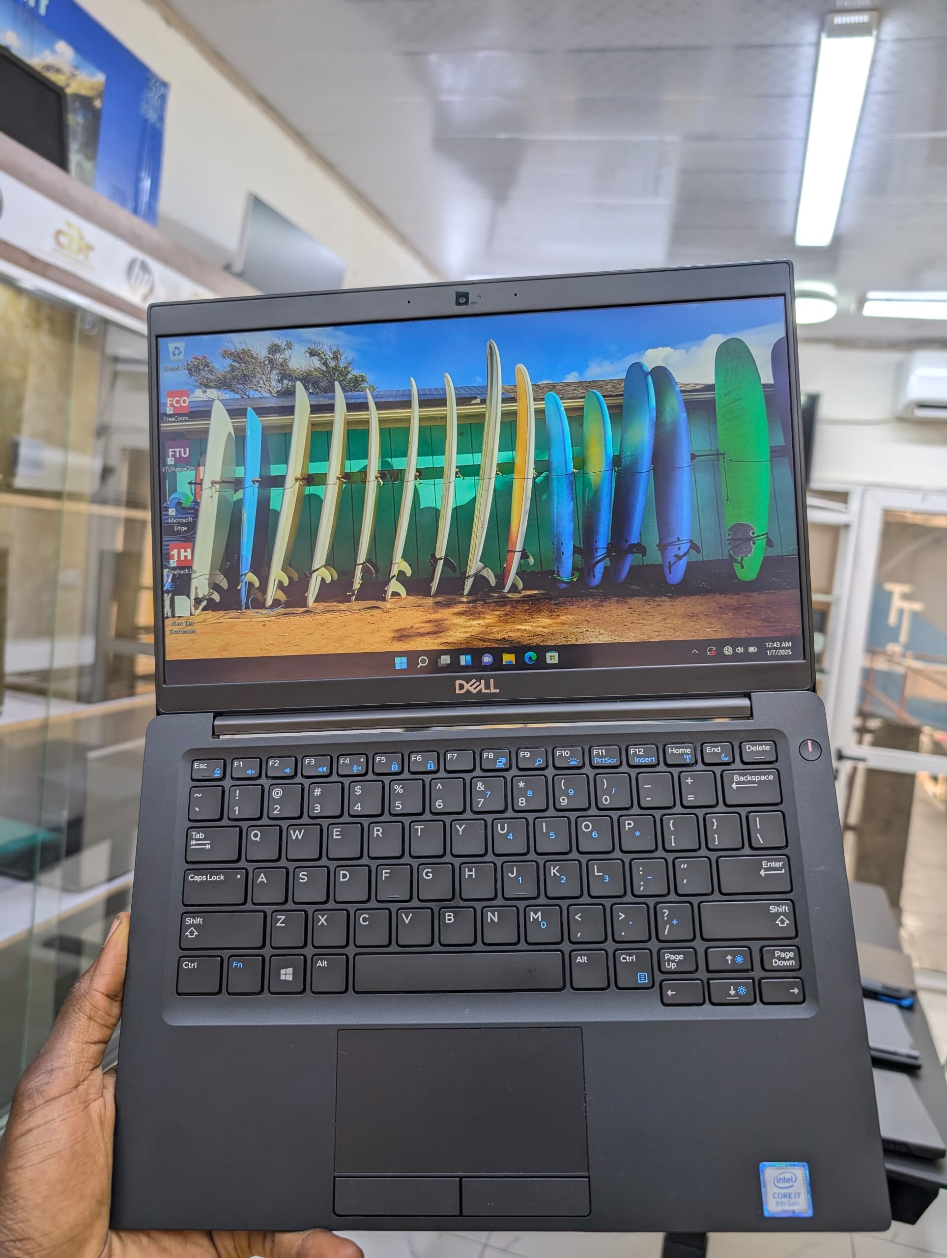 Dell Latitude 7390 - Core i7 _0