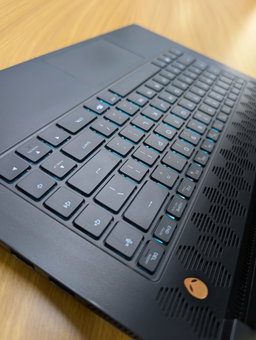 ALIENWARE m15 R6