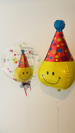 22” mini hat with confetti