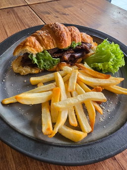 Croissant BBQ or Teriyaki Pulled Beef/Chicken Sandwich