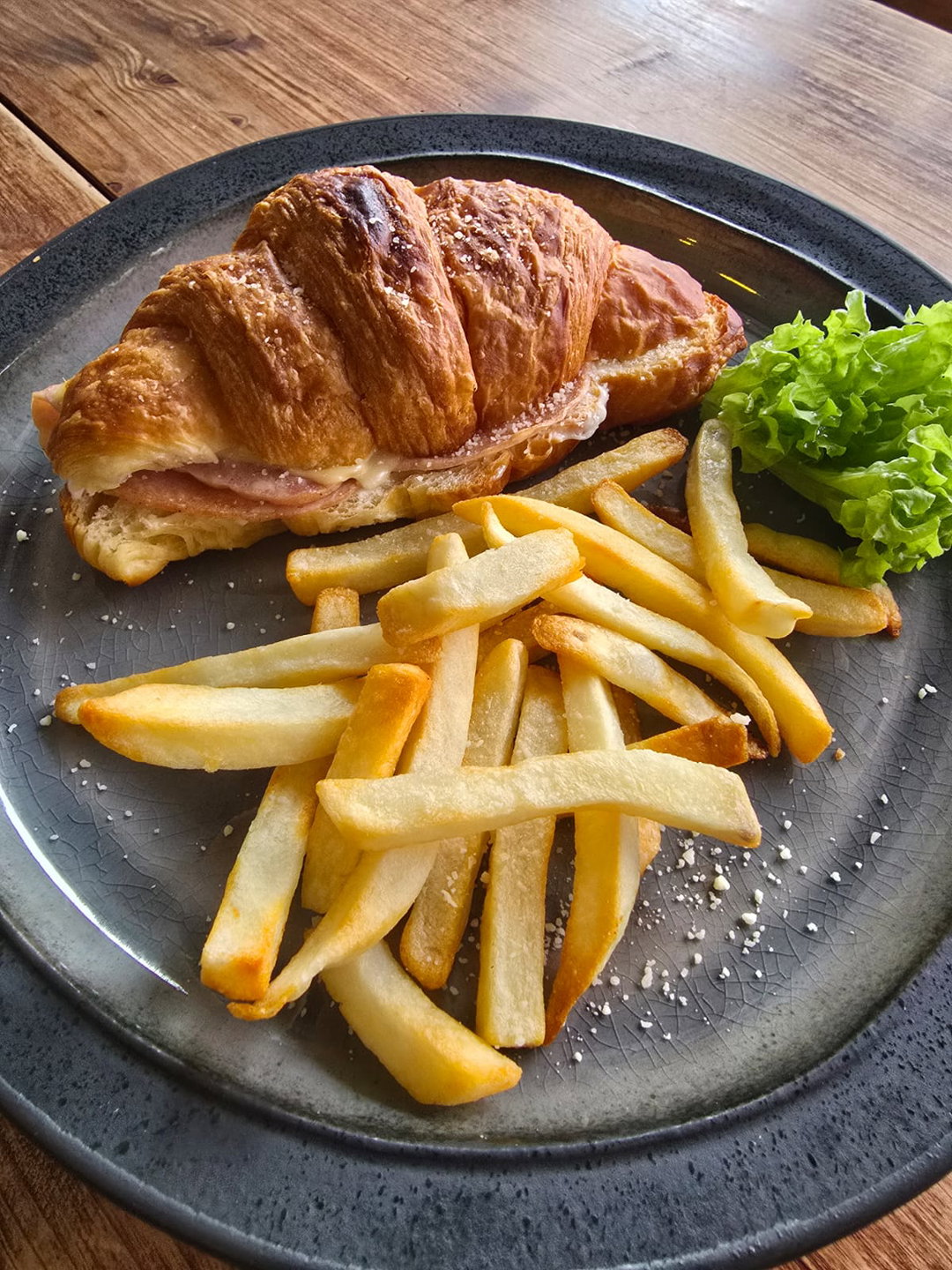 Croissant Ham & Cheese Sandwich