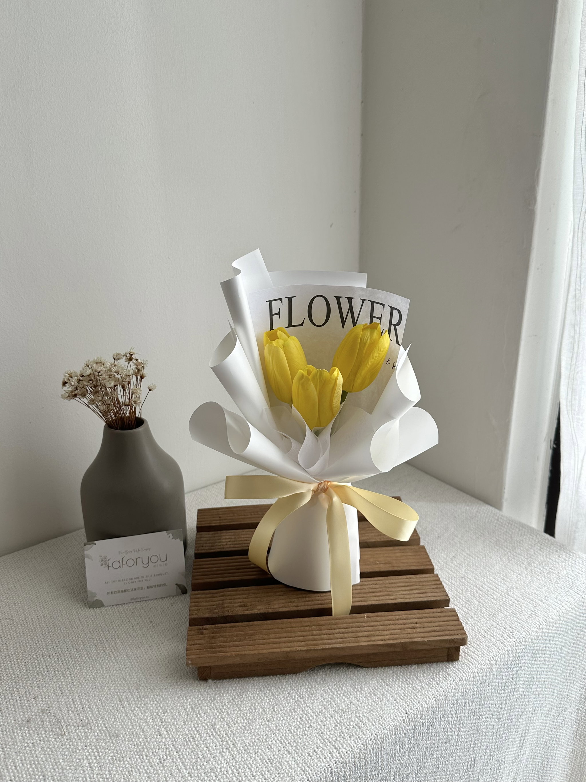 (3T001) 3 Stalk Artificial Tulips Bouquet  _0