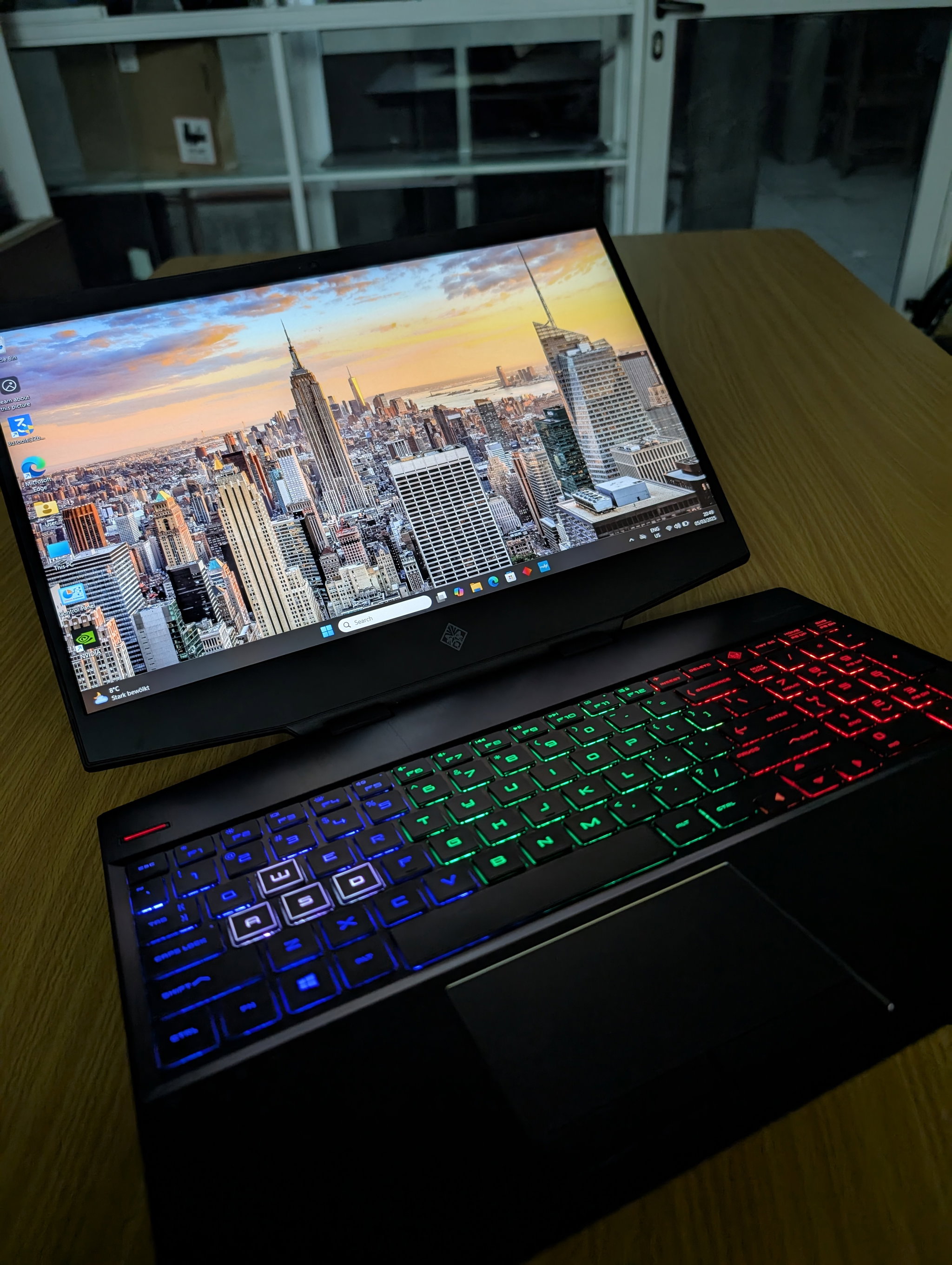 HP Omen 15 Gaming Laptop_12