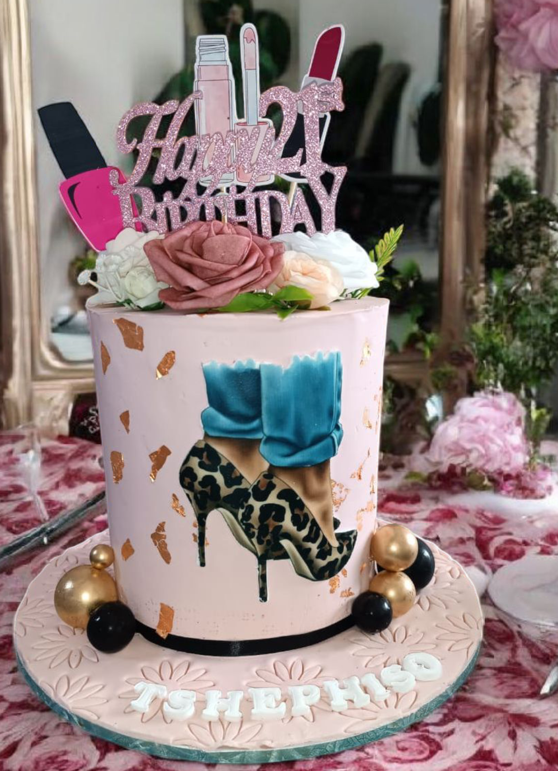 Heel and Make Up Cake 0001_0