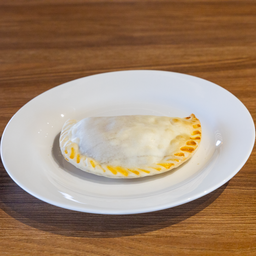 Empanada de Jamón y Queso