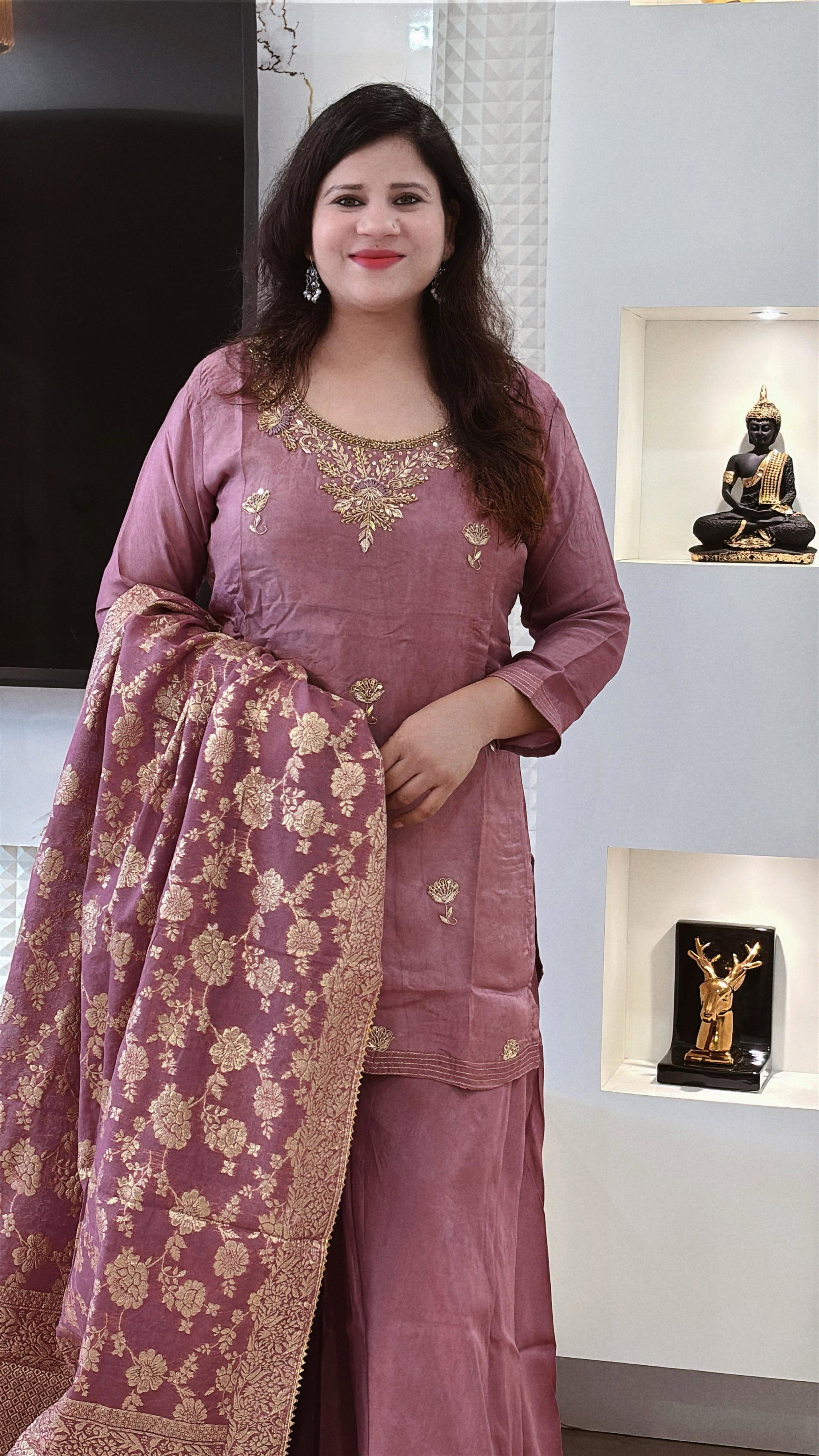 🌸 D.No. 533 - ऑनियन पिंक ओपारा सिल्क सूट (₹2795) 🌸_1