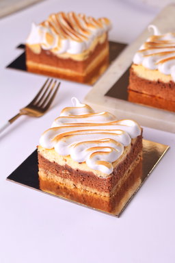 S’mores Brownie Cheesecake 