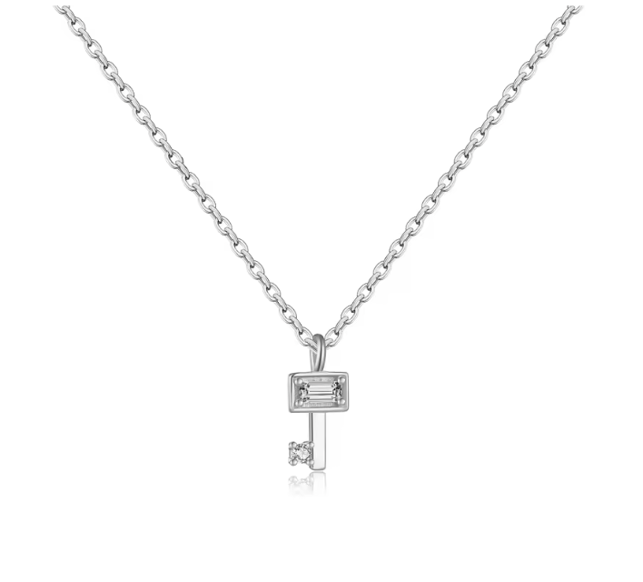 Silver key pendant_0