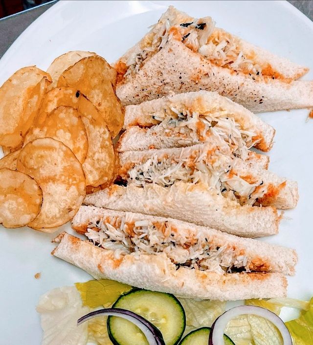 Local Crab Sandwich_1