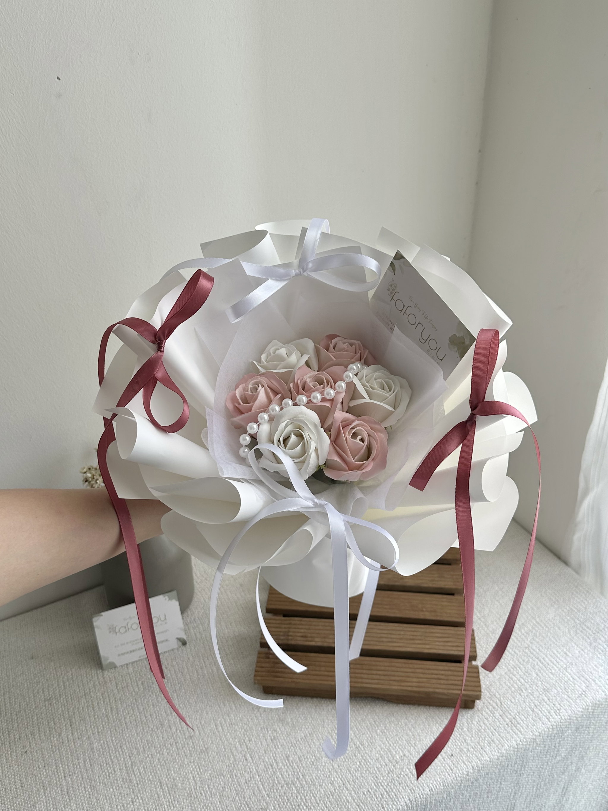 7 Stalk Ballet Style Soap Rose Bouquet _1
