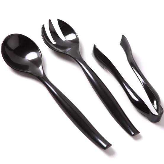 Disposable black Serving Gear
