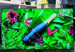 SAMSUNG 65 INCH SMART TV