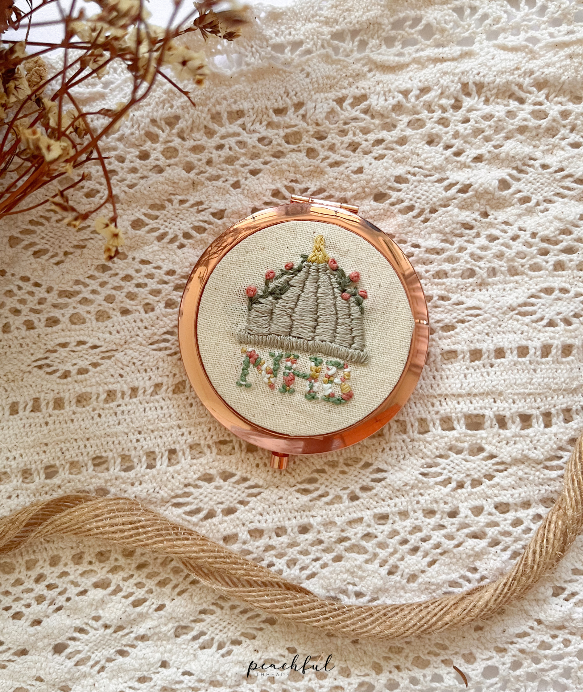 Embroidered Pocket Mirror_3