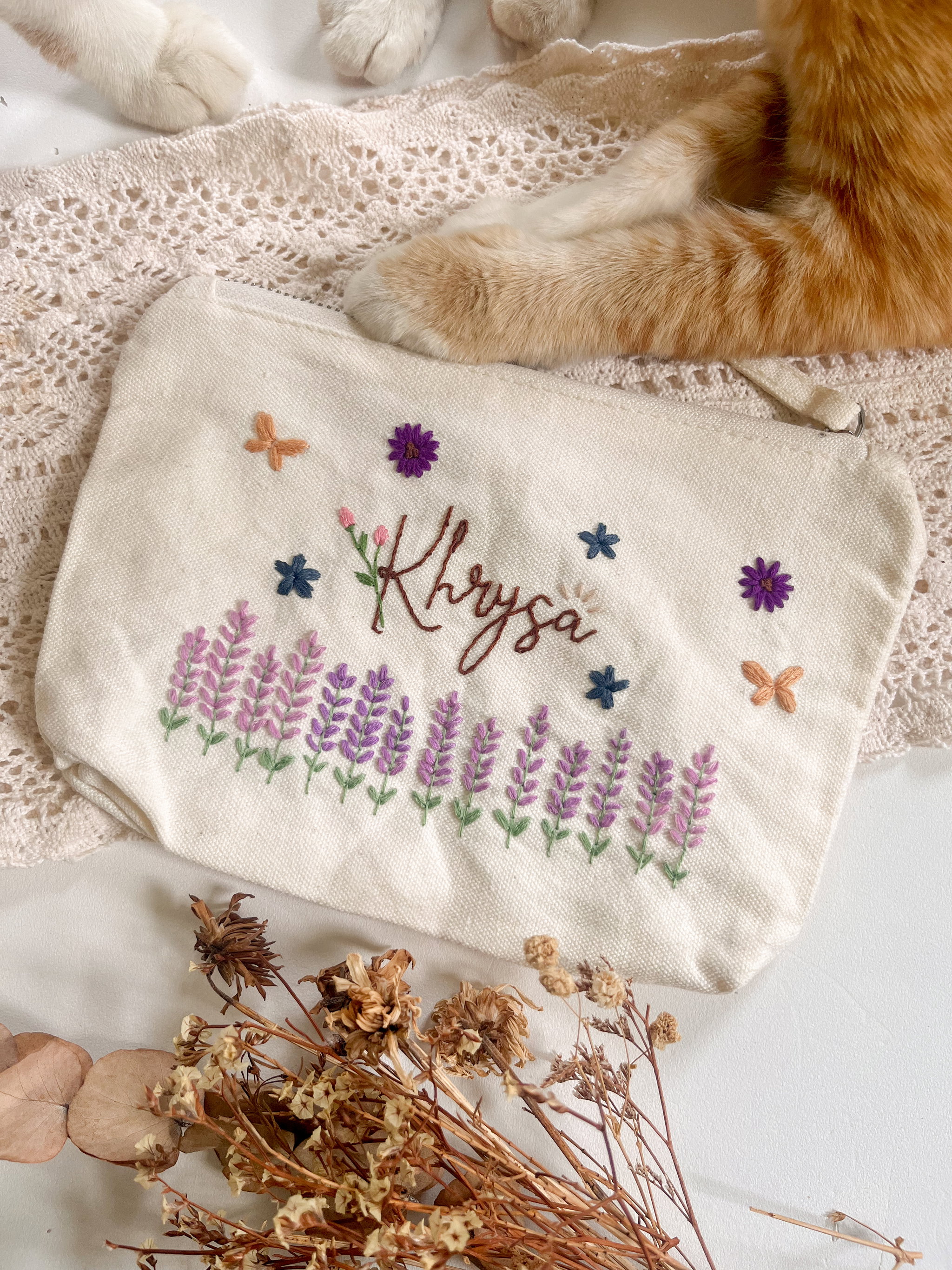 Embroidered Cosmetic Bag_5