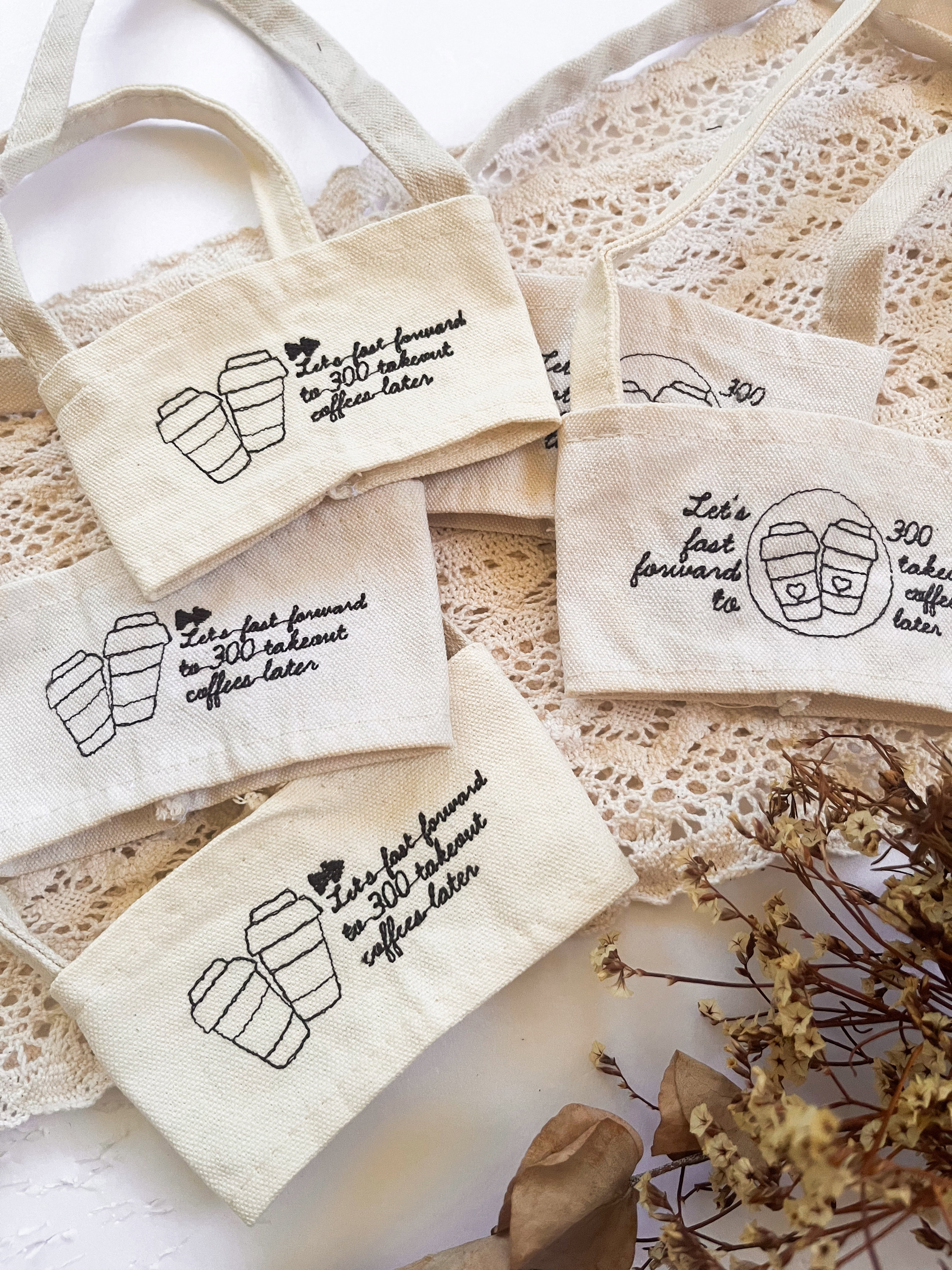 Embroidered Cup Holder_6