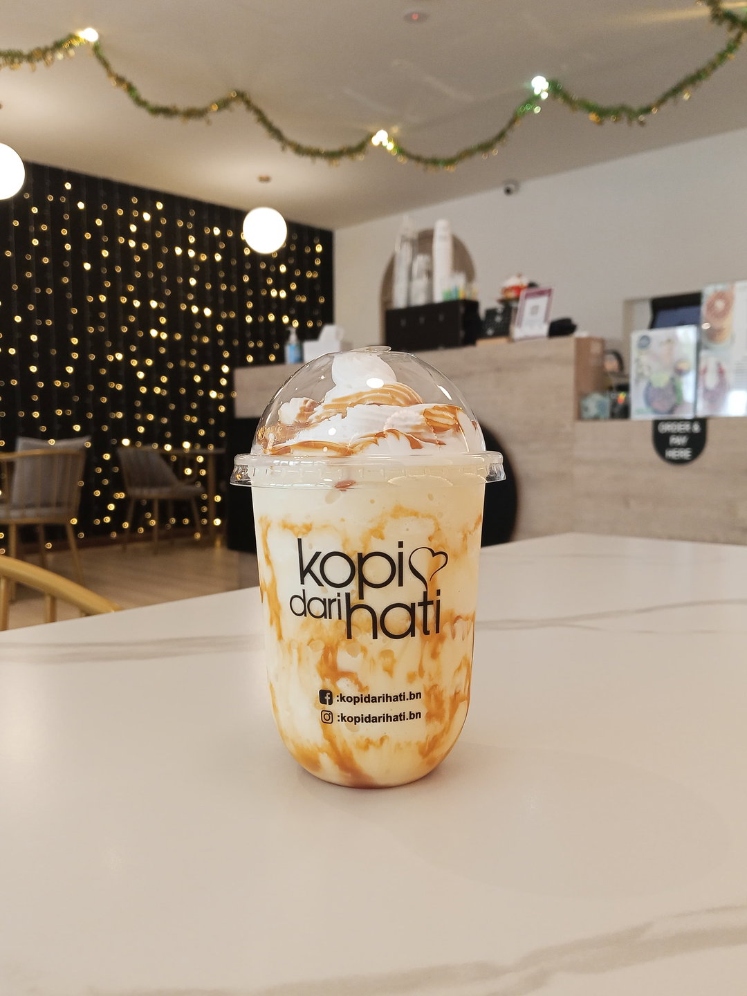 Butterscotch Ice Blended w/ Whipping Cream