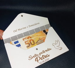 Personalizirana drvena čestitka