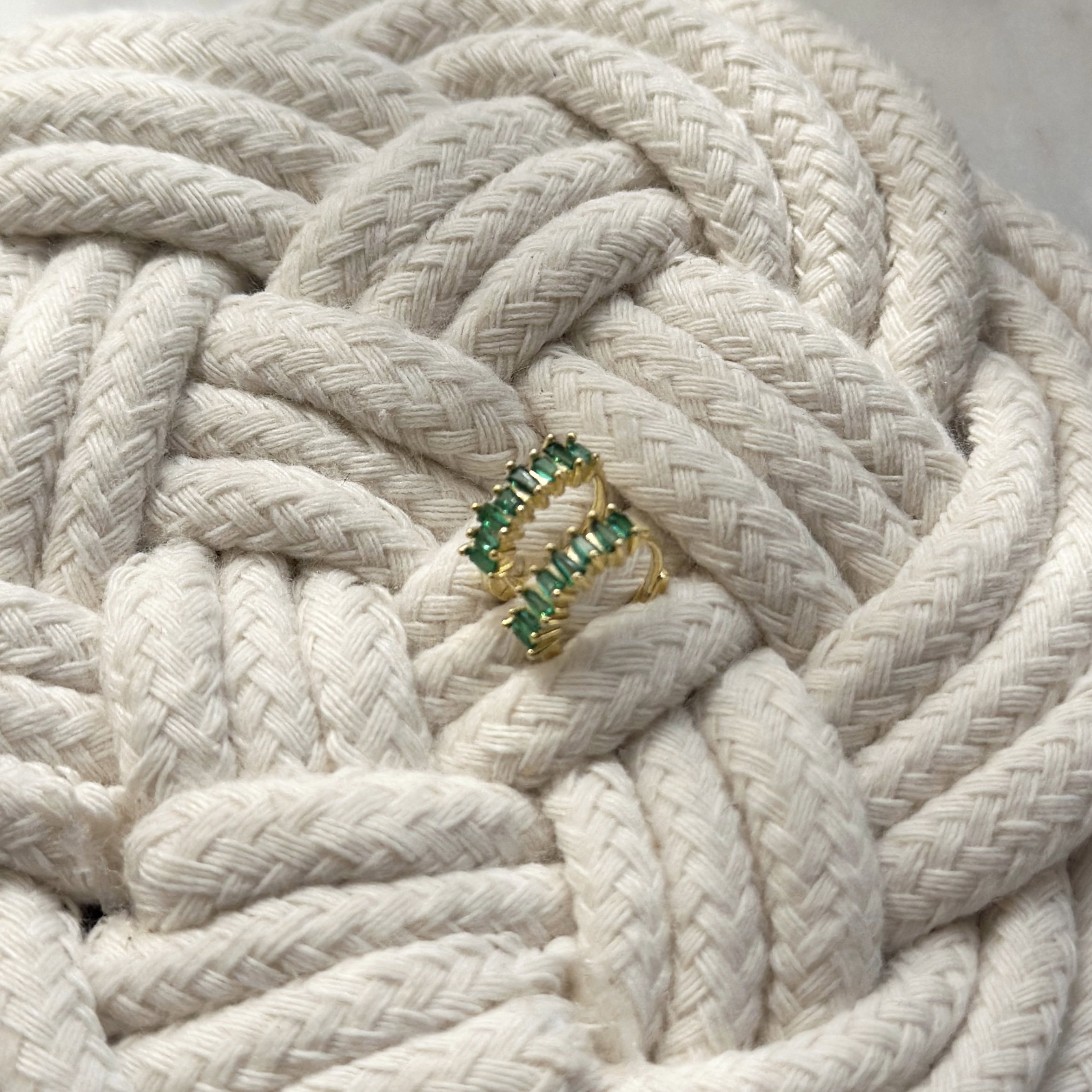 Mae Mini Hoops