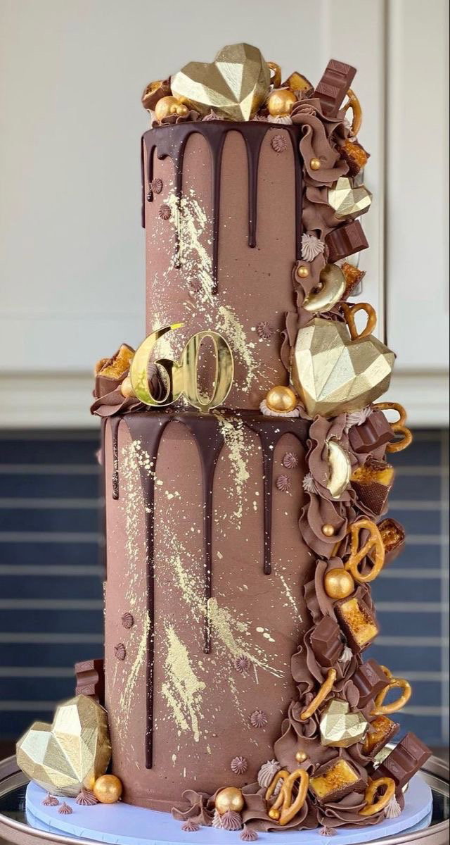 2 tiered Whipped cream Cakes.  _0