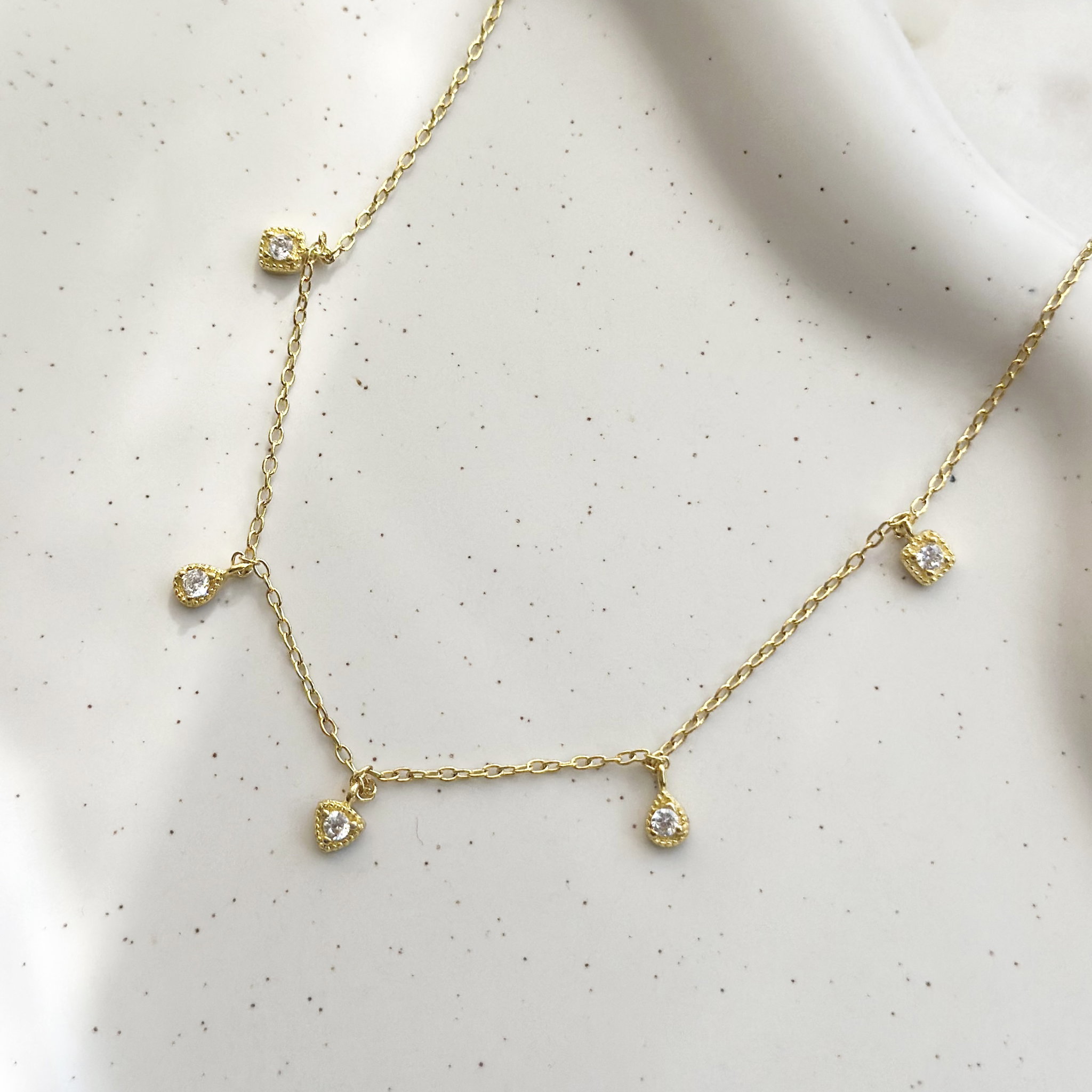 Minimalist Necklace _1