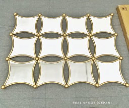 IRON WALL MIRROR DECORATION A2110