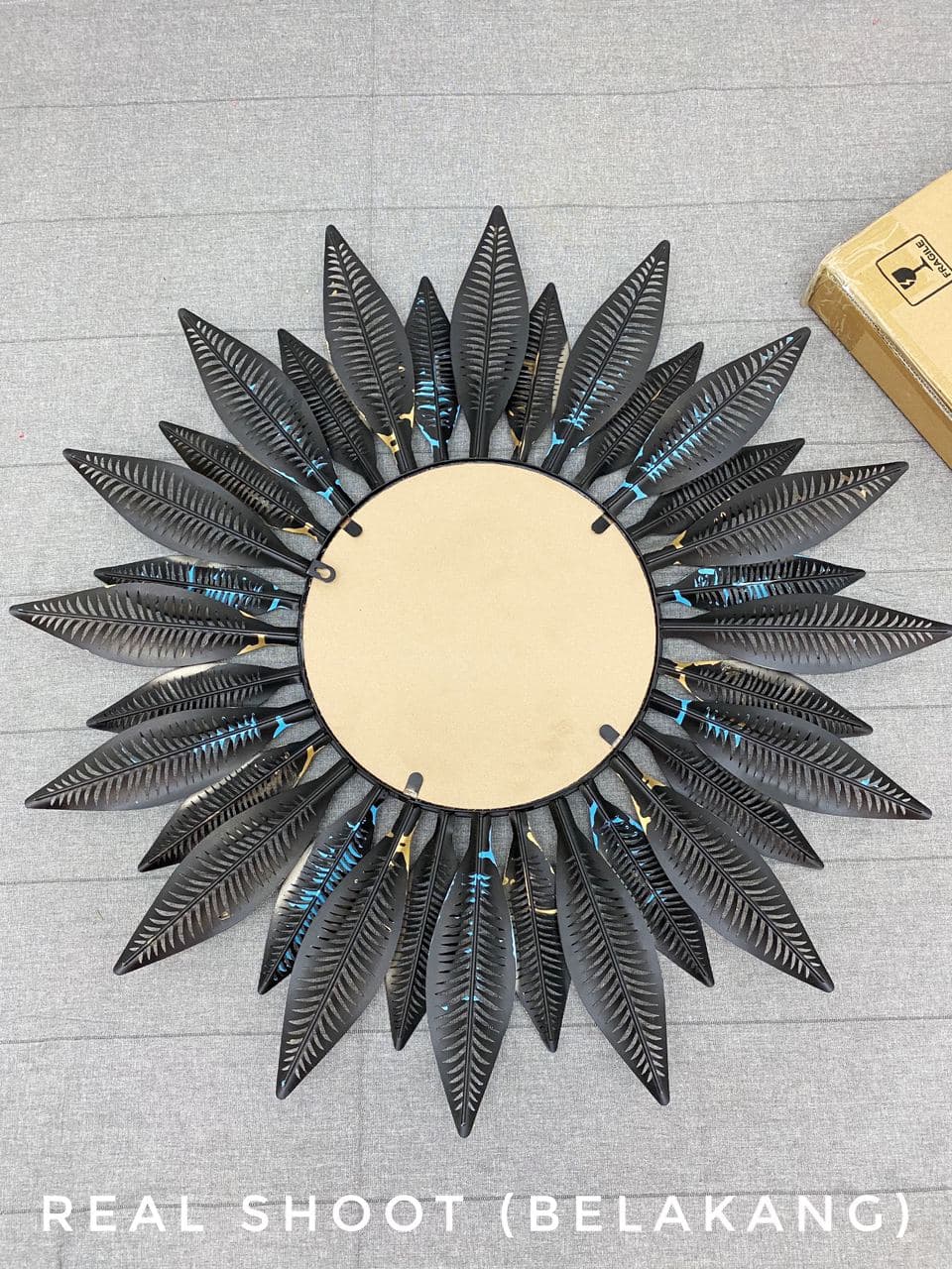 IRON WALL MIRROR DECORATION A0394_3