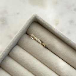 Skinny Fancy Ring