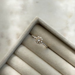 Pearly Flower Ring