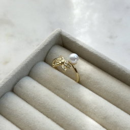 Pearl Libellua Ring