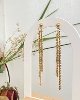 Dangly stud earrings