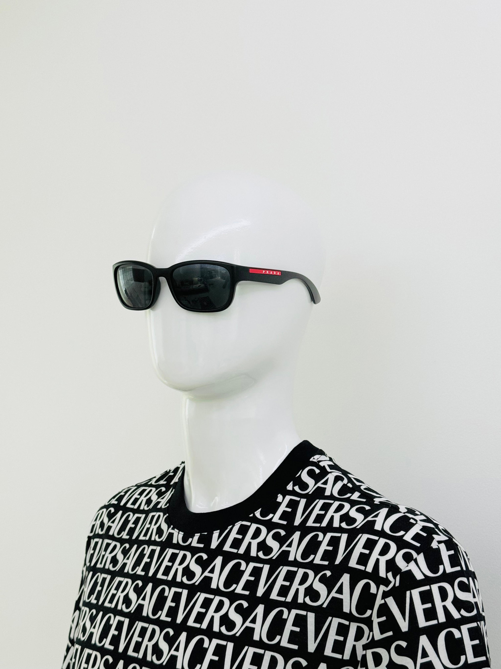 Óculos Prada linea rossa _4