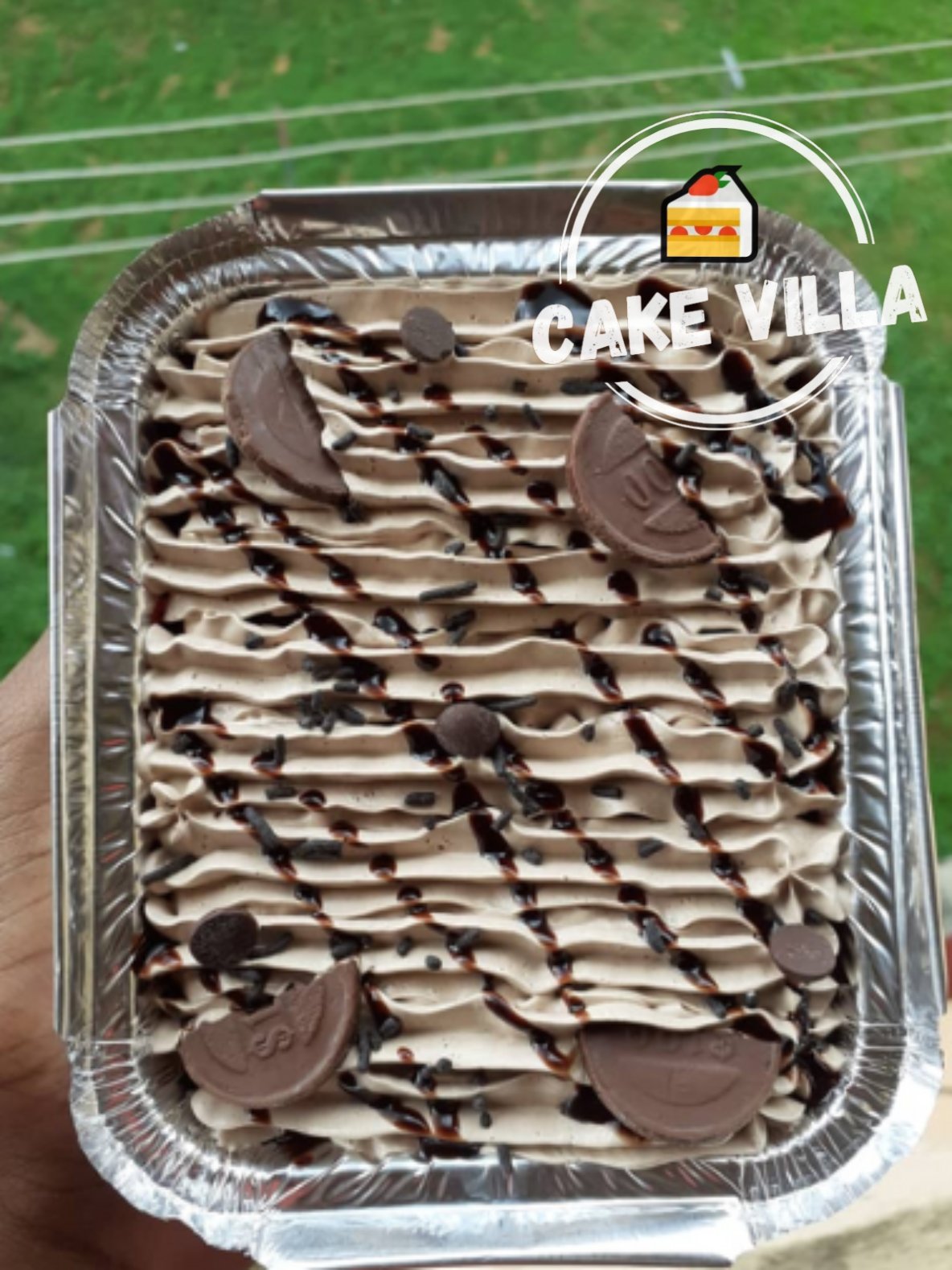 Chocolate Foil Cake w Whipped Cream _1
