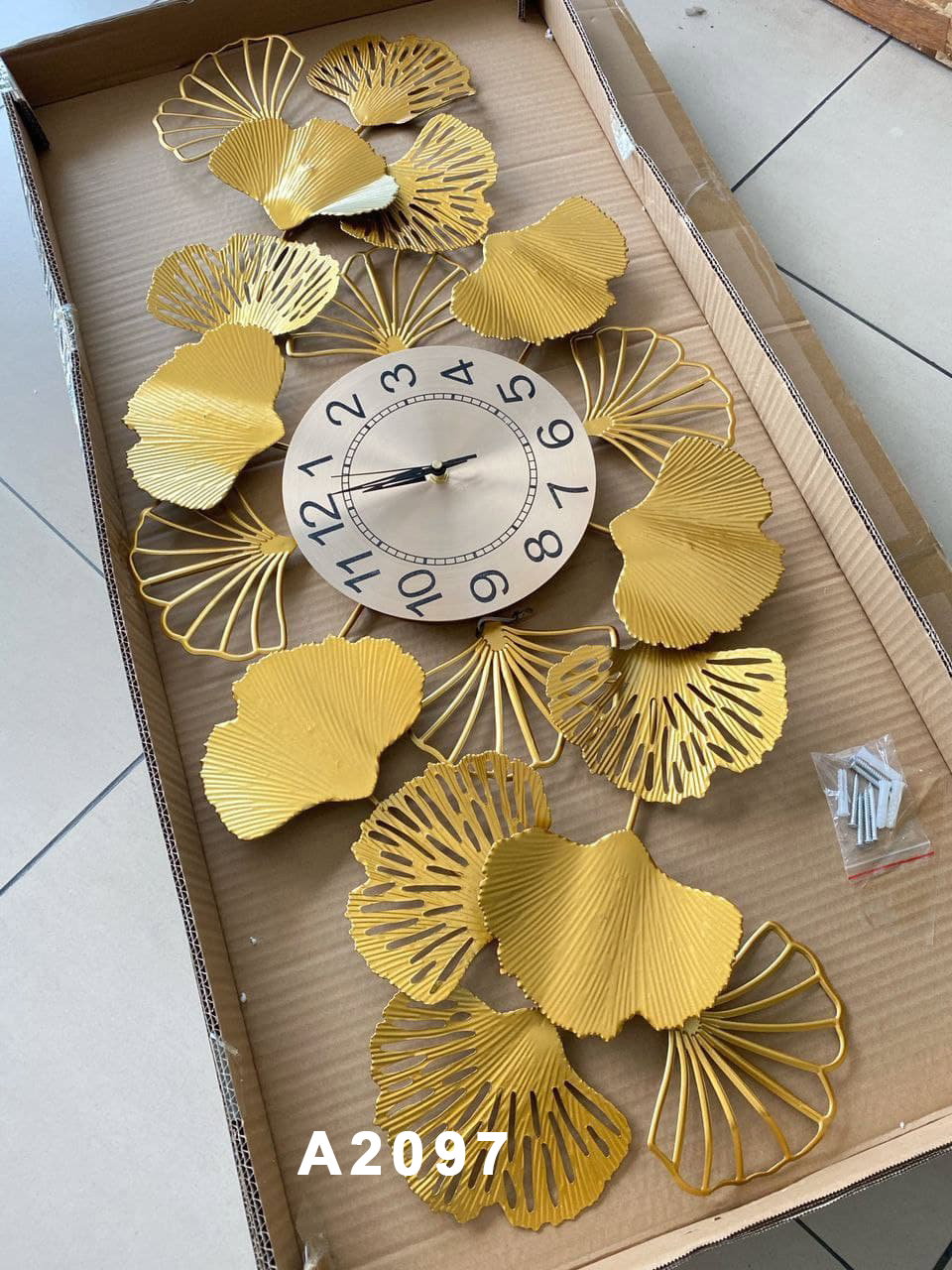 CLOCK IRON WALL DECORATION A2097_6