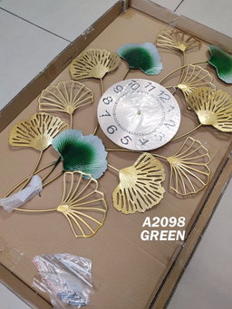 CLOCK IRON WALL DECORATION A2098