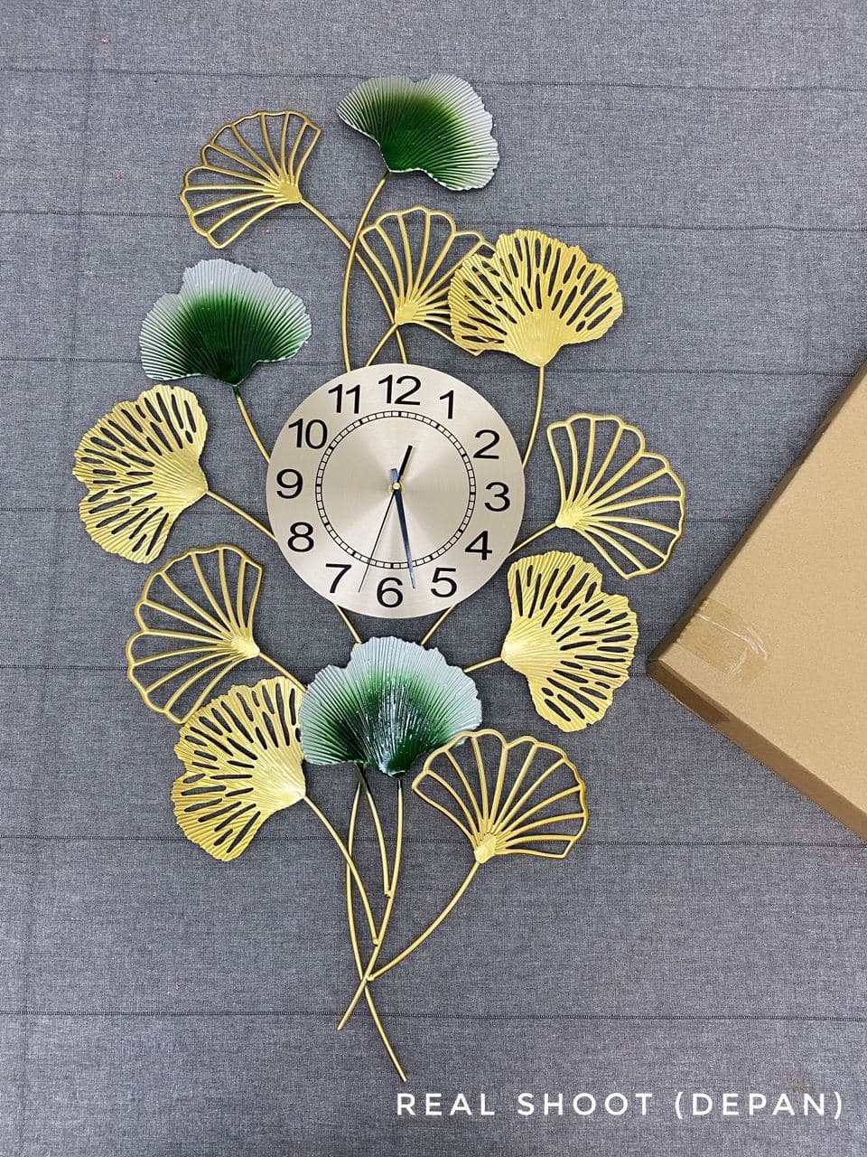CLOCK IRON WALL DECORATION A2098_3