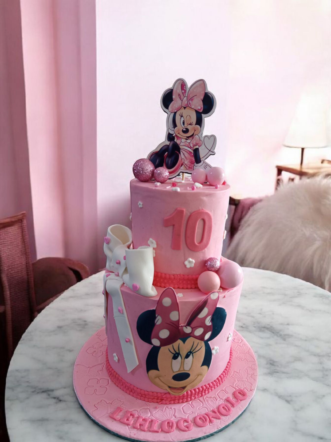 2tier Minnie Mouse Cake 0001