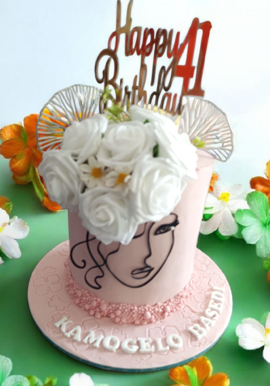 Line Art Lady Cake 0001