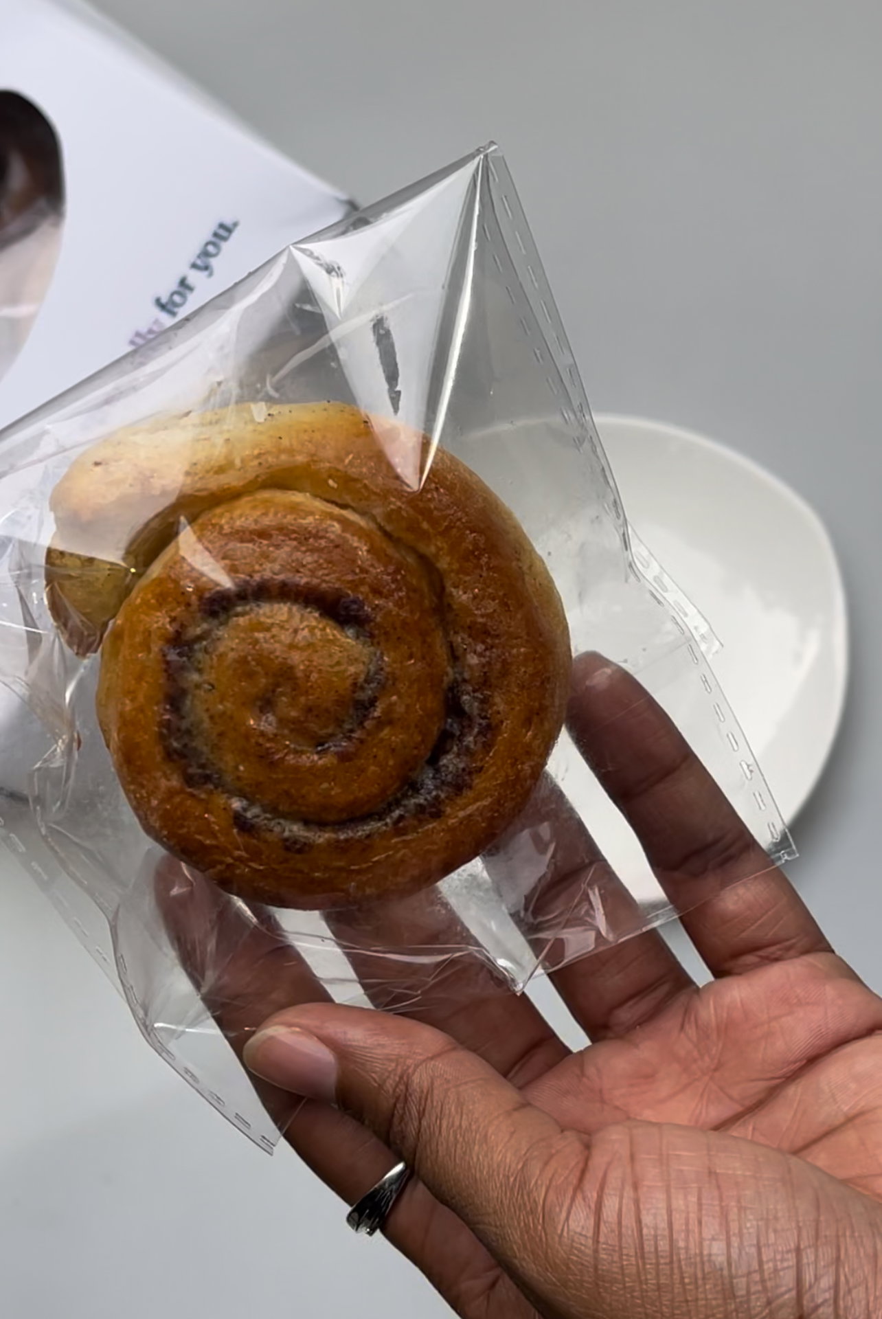 Classic Cinnamon Rolls (Singles)_2