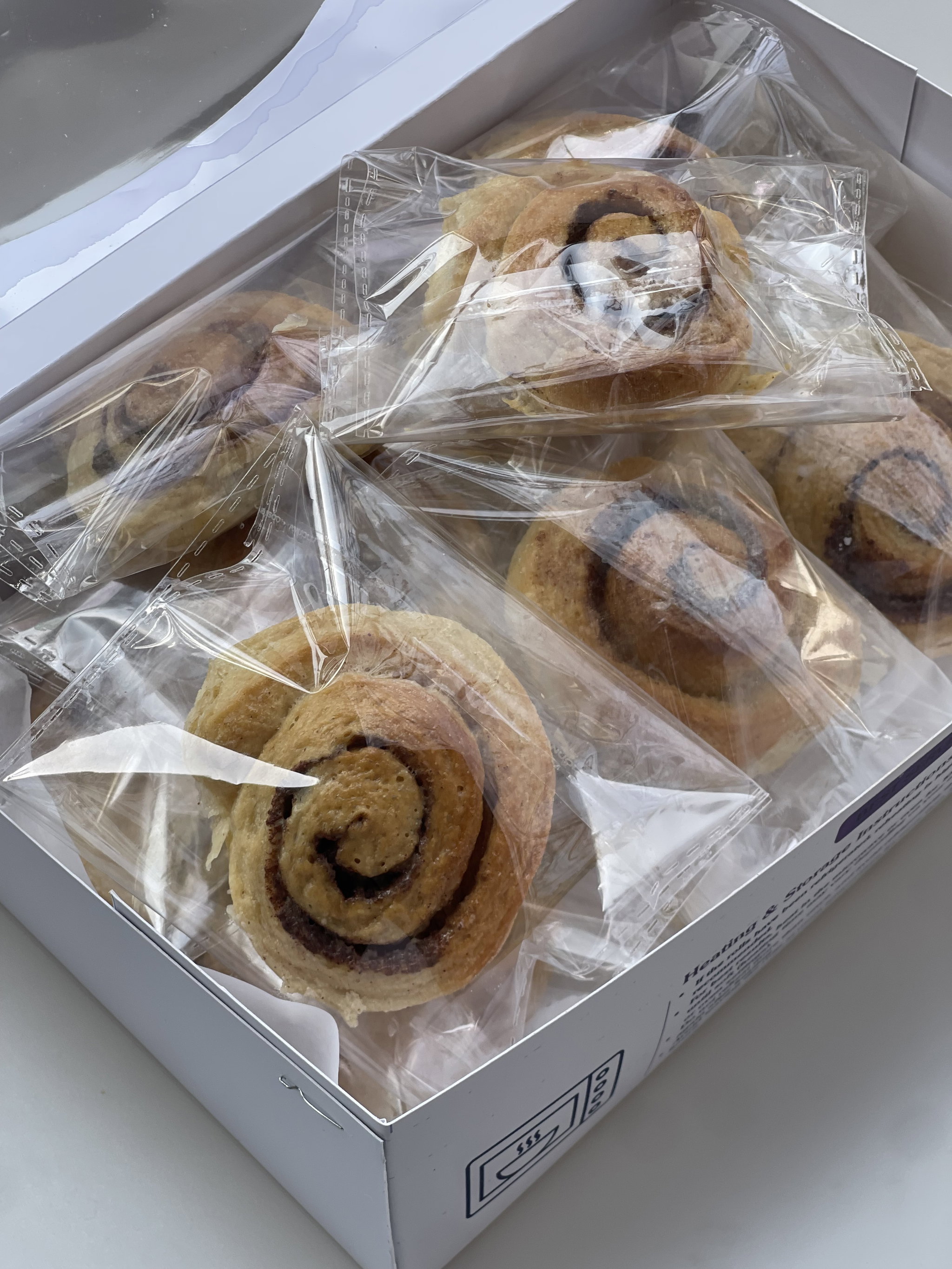 Classic Cinnamon Rolls (Singles)_0