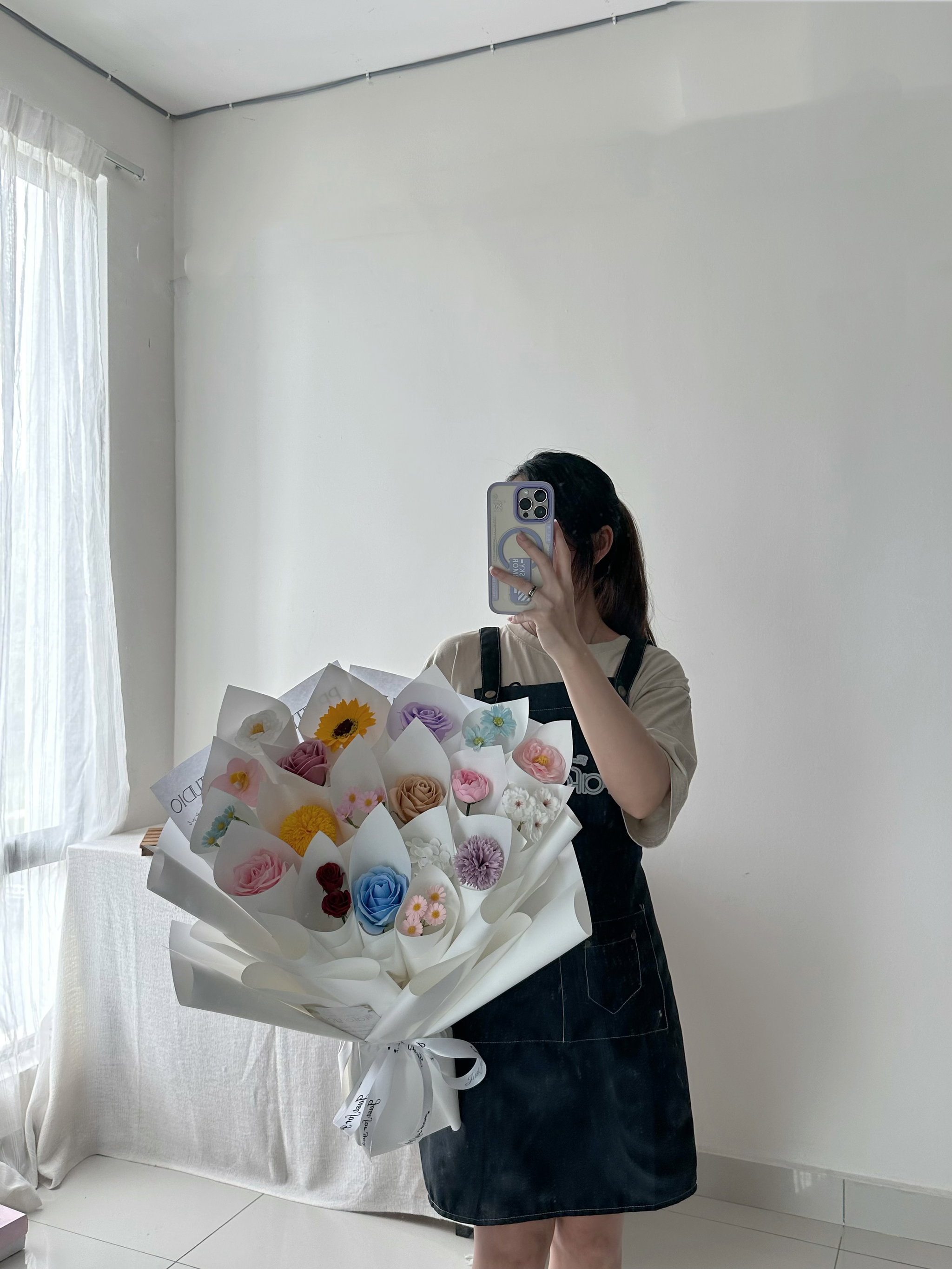 Classic One Year One Bloom Soap Flower Bouquet _2
