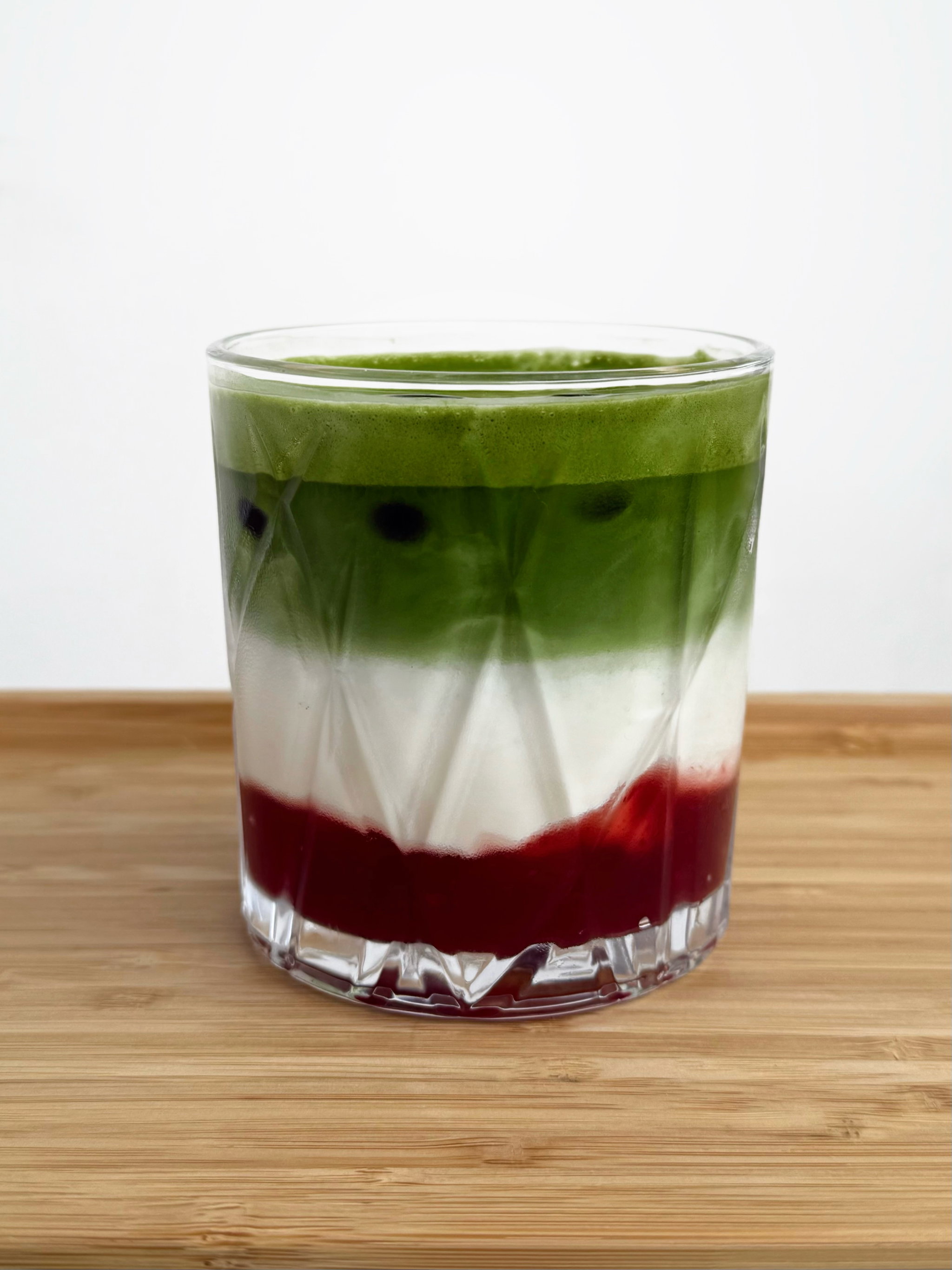 strawberry matcha latte_0